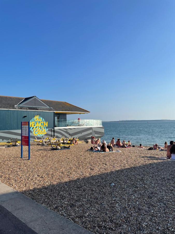 Eclectic Dreams Portsmouth Exterior photo